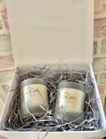 Scented luxury hand made soy candles gift set by Solu candles.